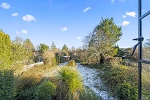 Photo 19- click for photo gallery